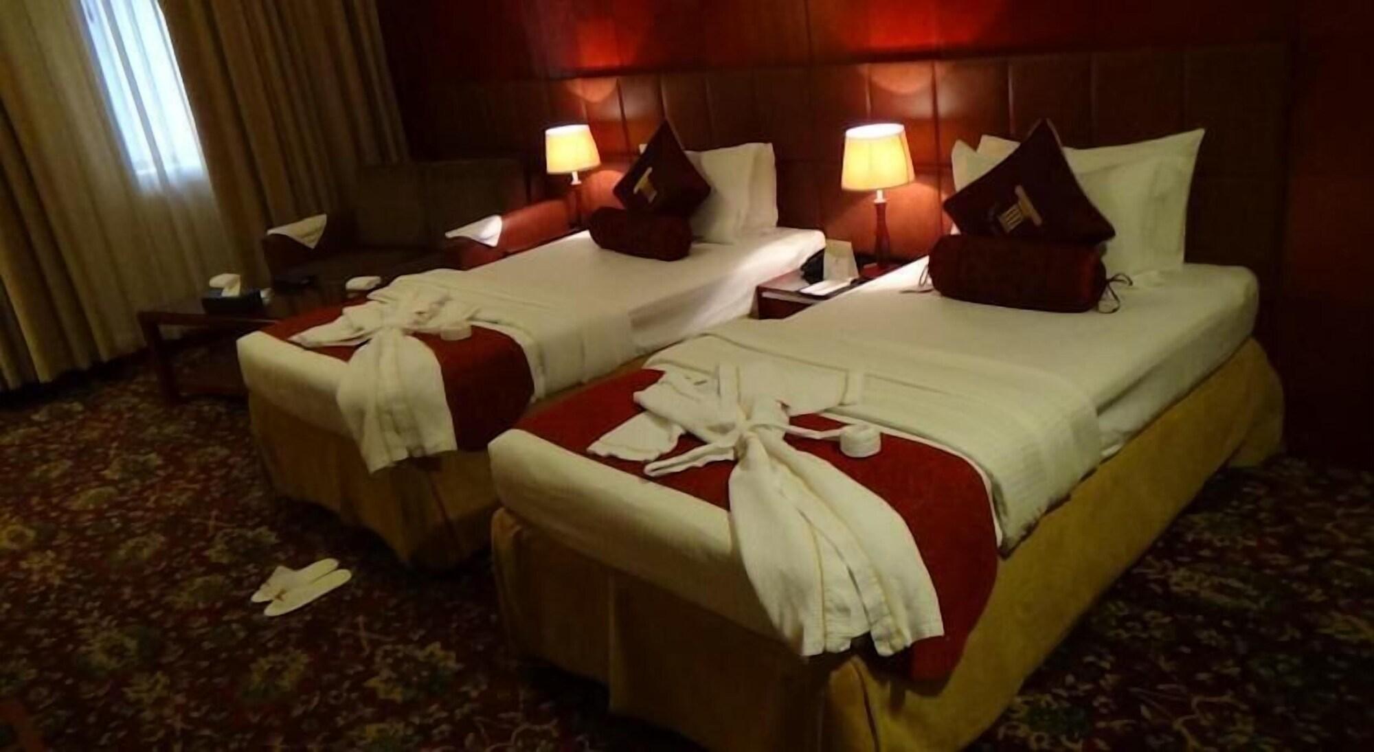 Shaza Regency Plaza Al Madinah Hotel Medina Eksteriør billede A room at the hotel