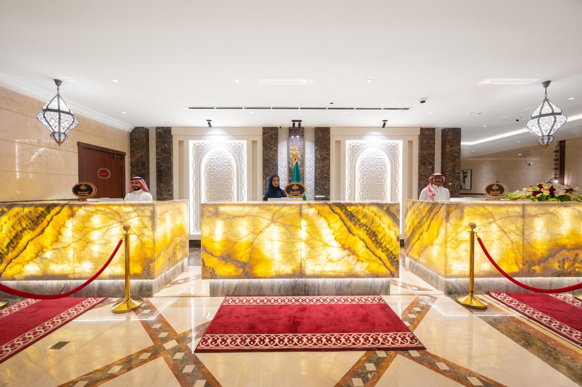 Shaza Regency Plaza Al Madinah Hotel Medina Eksteriør billede The hotel's lobby